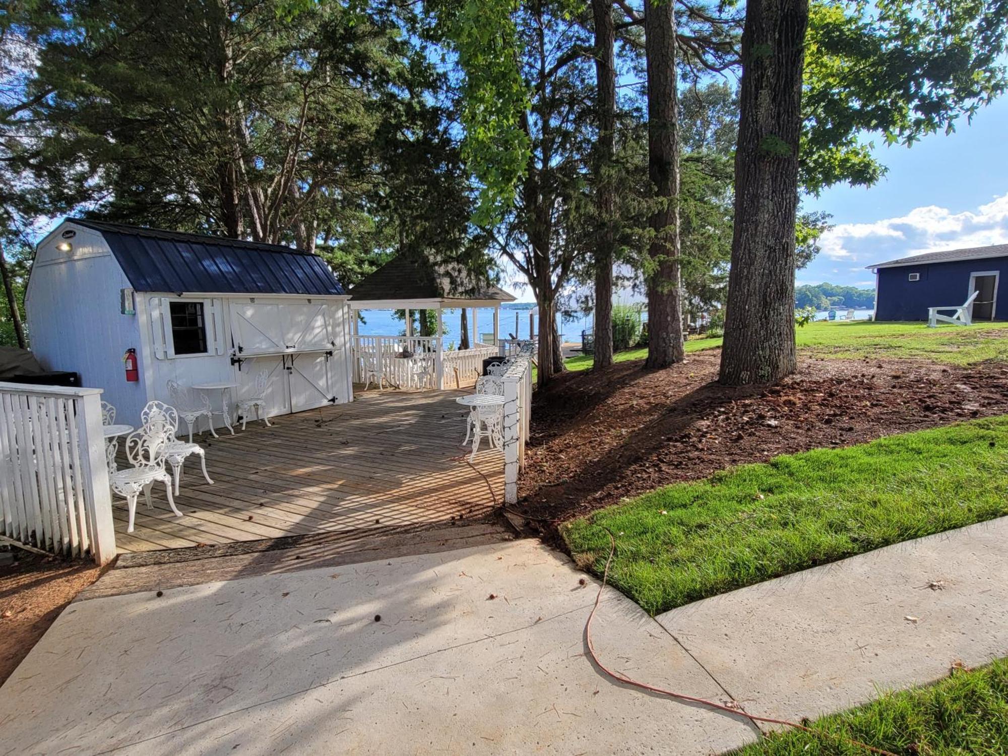 Long Cove Resort And Marina Lake Wylie Exterior photo