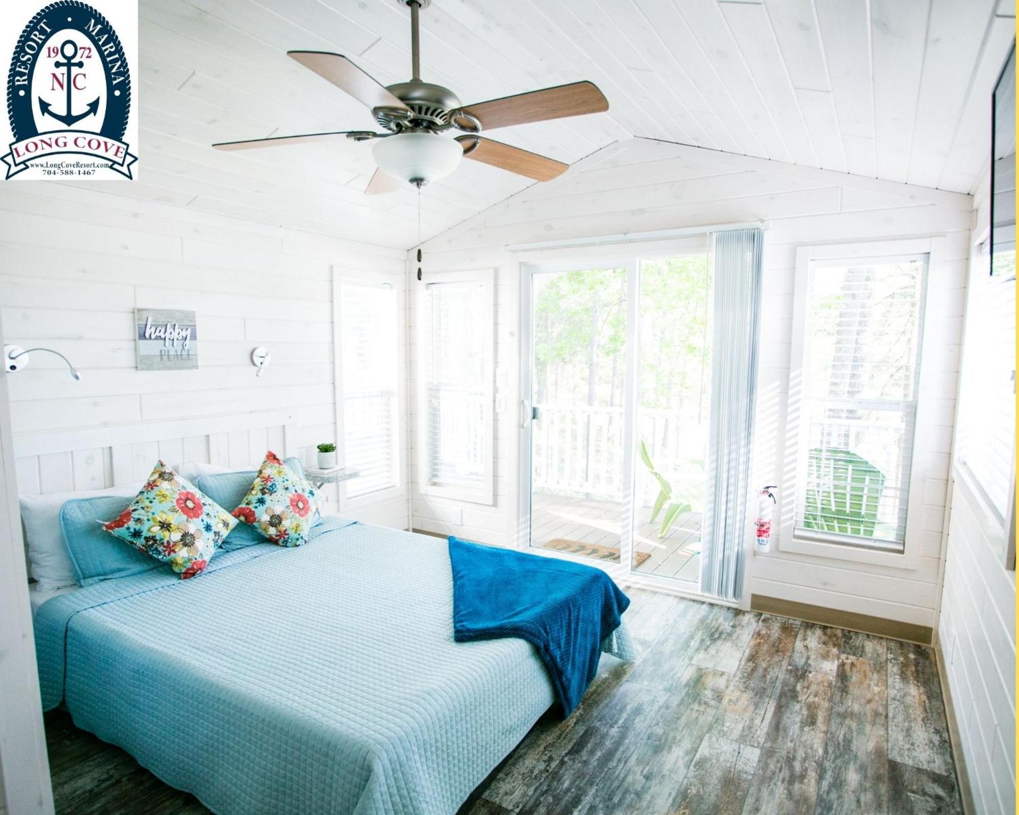 Long Cove Resort And Marina Lake Wylie Room photo
