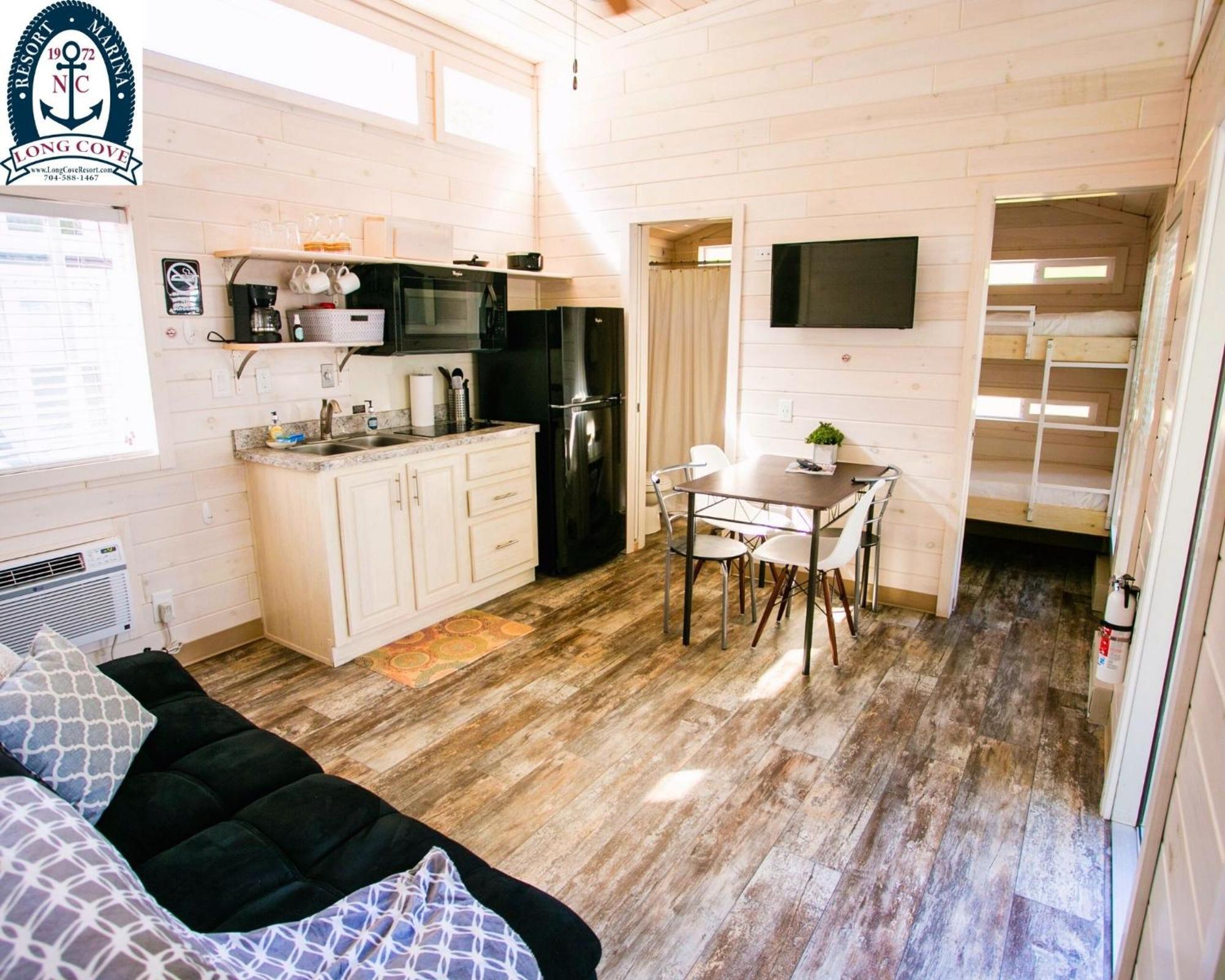 Long Cove Resort And Marina Lake Wylie Room photo